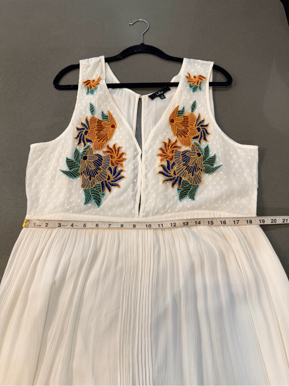 Lulus White Embroidered Maxi Dress - Size 1X - Picture 16 of 16